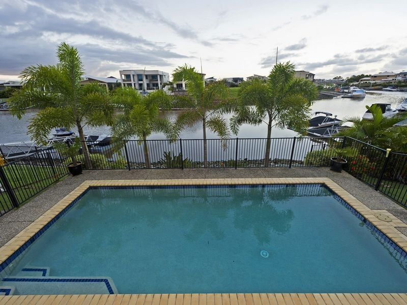 27 Southaven Drive, Helensvale QLD 4212