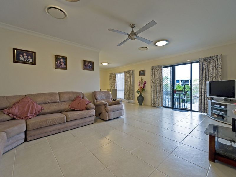 27 Southaven Drive, Helensvale QLD 4212