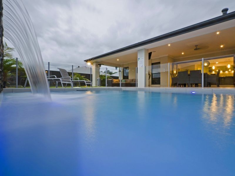 18 Greenview Drive, Upper Coomera QLD 4209