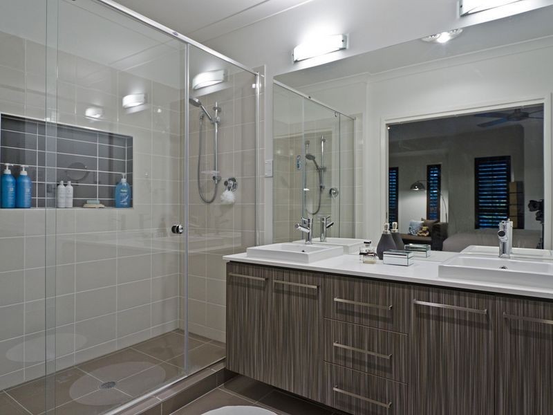 18 Greenview Drive, Upper Coomera QLD 4209