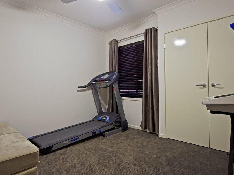 18 Greenview Drive, Upper Coomera QLD 4209