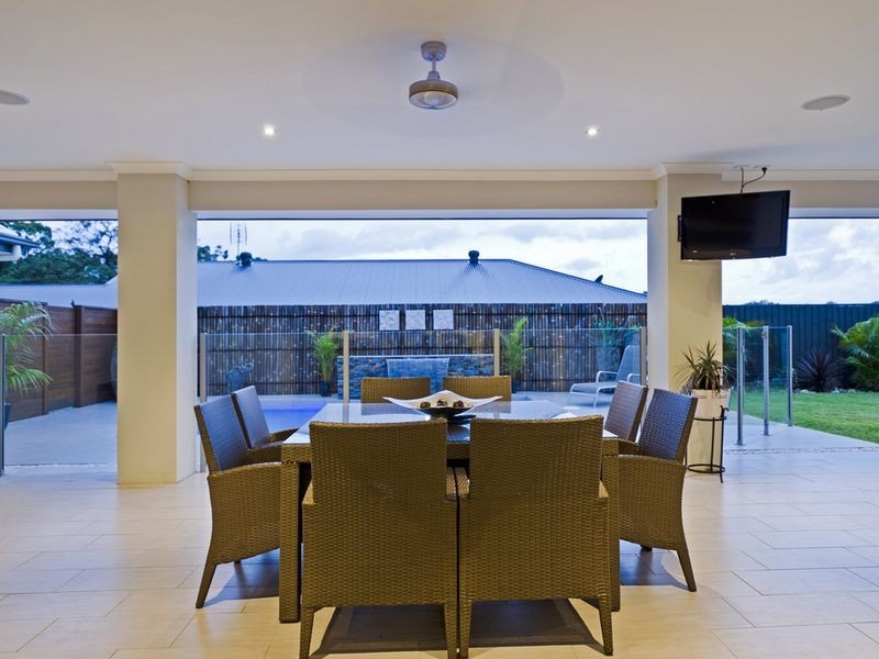 18 Greenview Drive, Upper Coomera QLD 4209