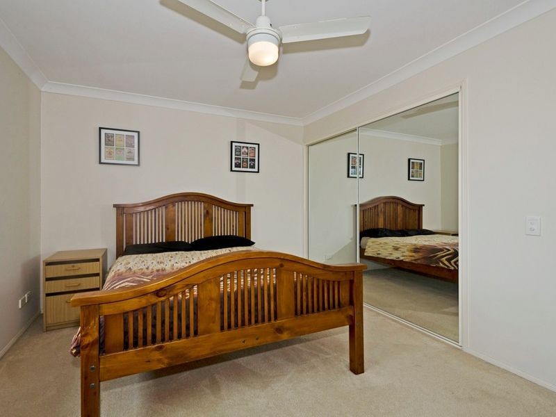 13/2 Bos Drive, Coomera QLD 4209