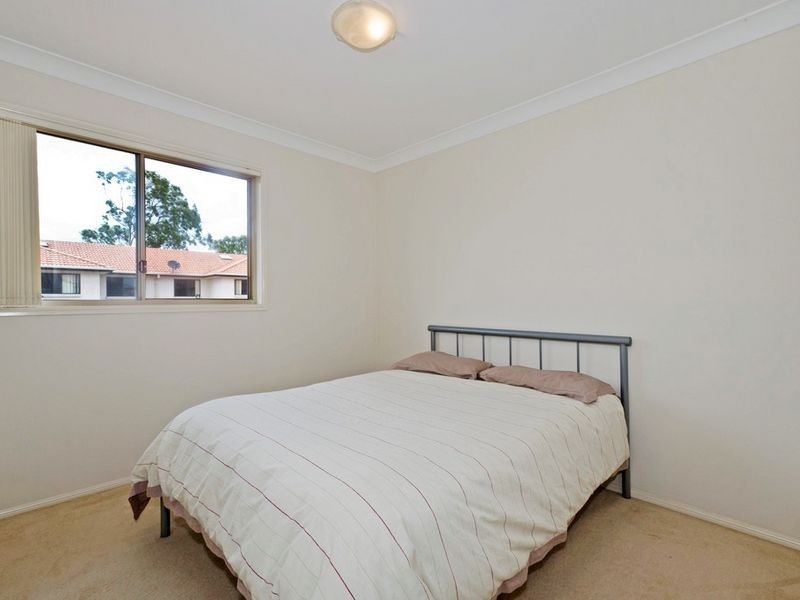 13/2 Bos Drive, Coomera QLD 4209