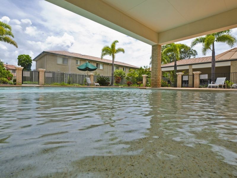 13/2 Bos Drive, Coomera QLD 4209