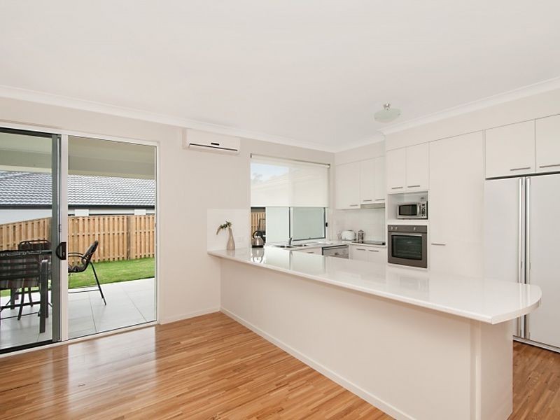 11 Treecreeper Crescent, Upper Coomera QLD 4209