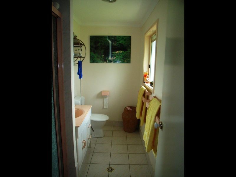 4 Gosford Court, Helensvale QLD 4212