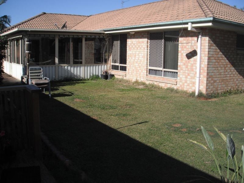 42 Bexley Court, Helensvale QLD 4212
