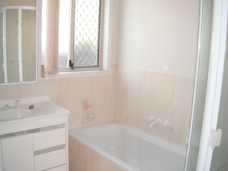 42 Bexley Court, Helensvale QLD 4212