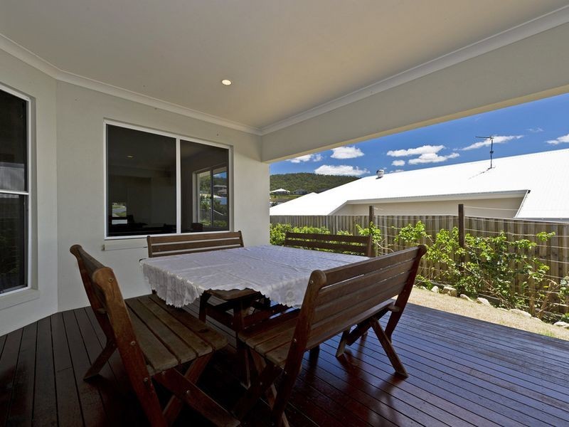 15 Garawarra Crescent, Upper Coomera QLD 4209