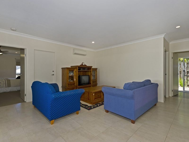 15 Garawarra Crescent, Upper Coomera QLD 4209