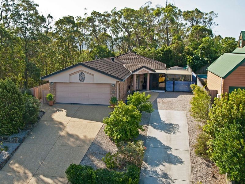 5 Emerson Way, Oxenford QLD 4210