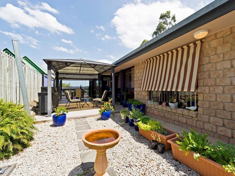 5 Emerson Way, Oxenford QLD 4210
