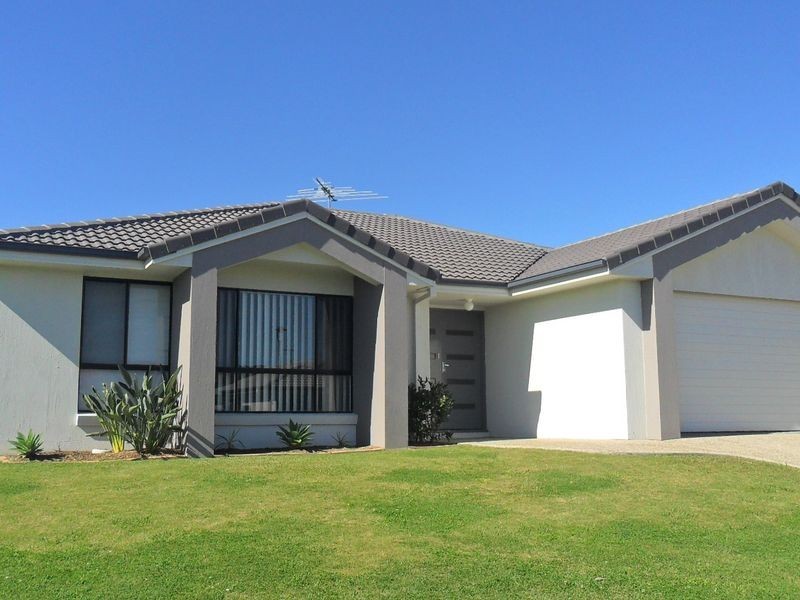 9 Cranberrie Crescent, Pimpama QLD 4209