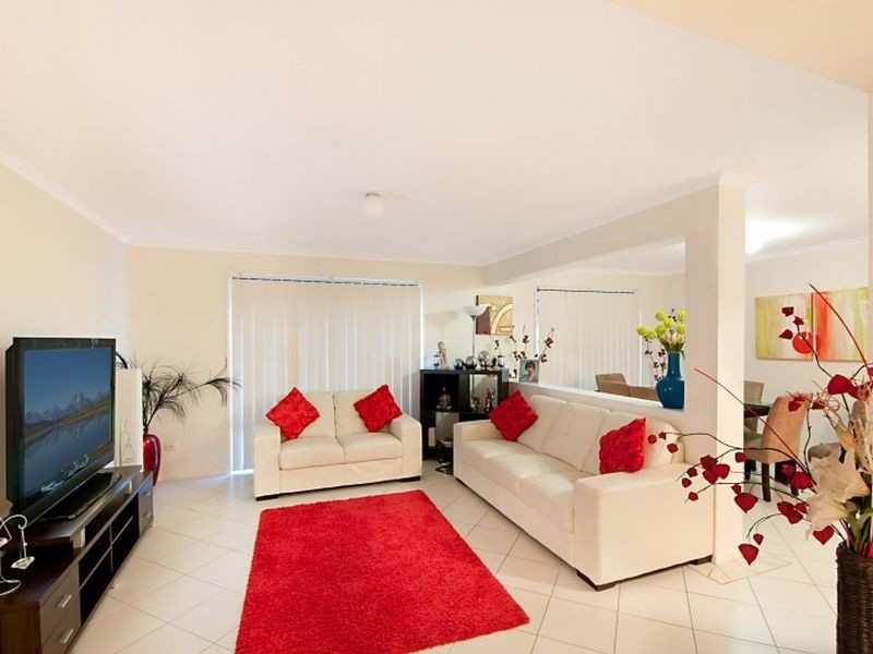 8 Ansett Way, Upper Coomera QLD 4209