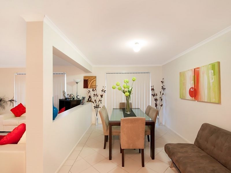 8 Ansett Way, Upper Coomera QLD 4209