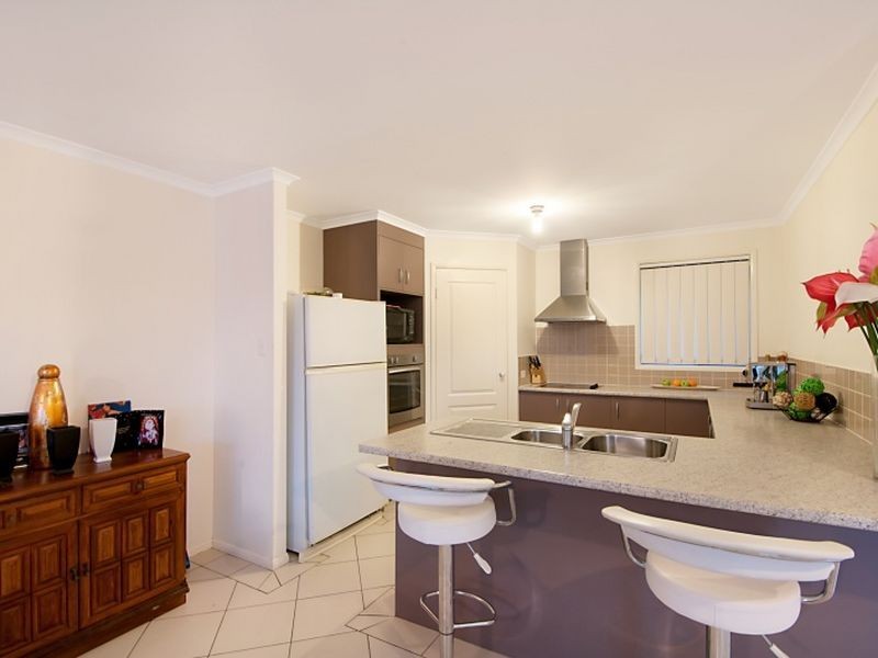 8 Ansett Way, Upper Coomera QLD 4209