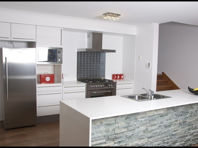 15 Sundew Crescent, Upper Coomera QLD 4209