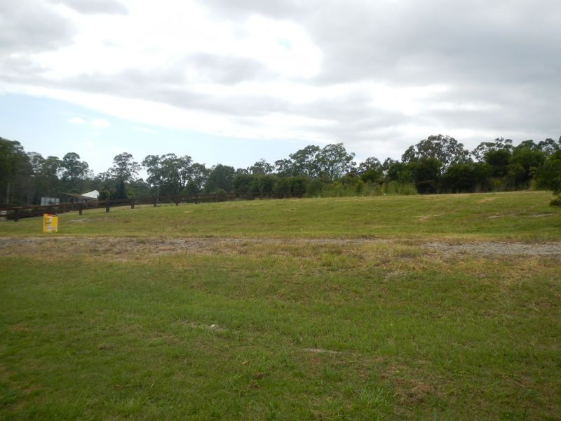 8 Yarrayne Valley Drive, Upper Coomera QLD 4209