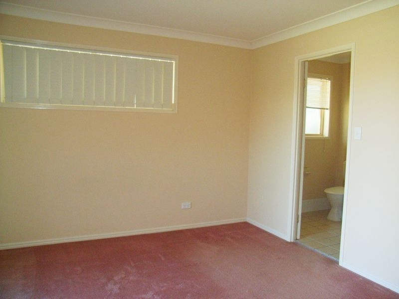 2 College Close, Upper Coomera QLD 4209