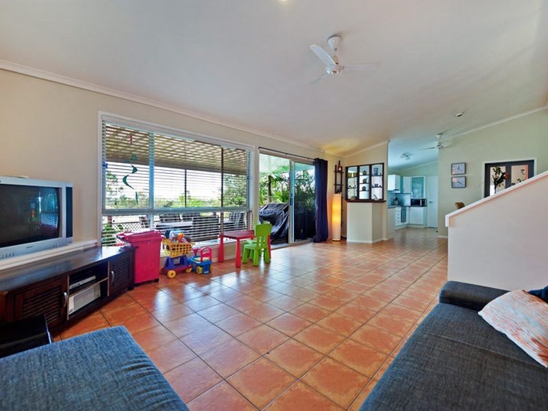 171 Universal Street, Oxenford QLD 4210