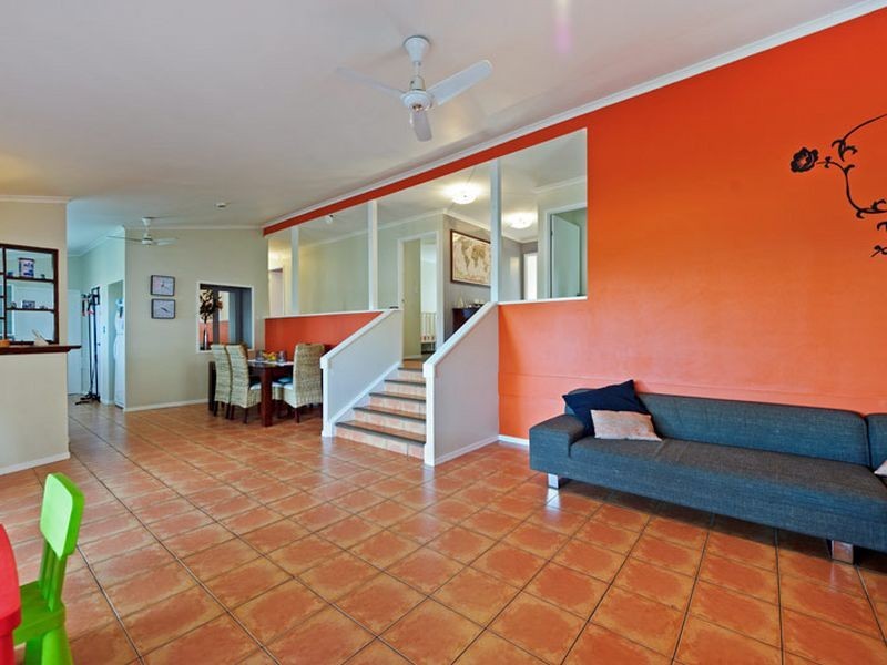 171 Universal Street, Oxenford QLD 4210