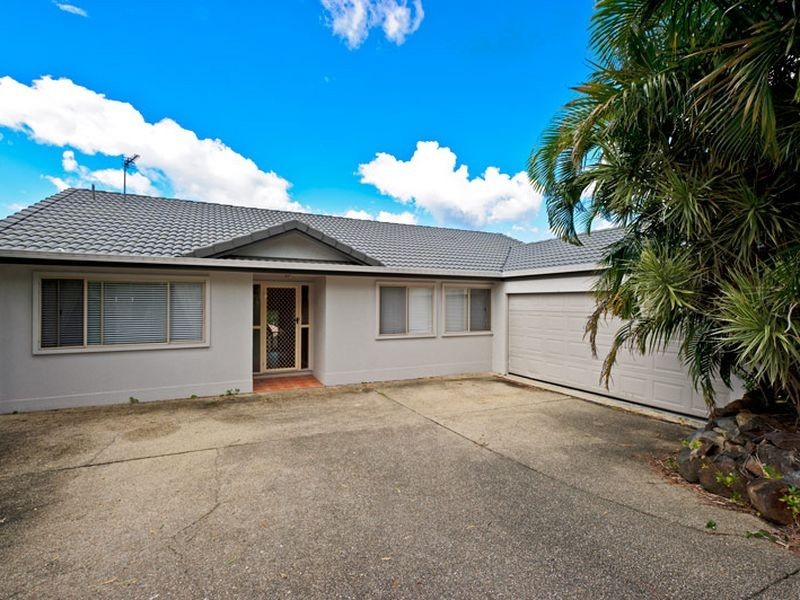 171 Universal Street, Oxenford QLD 4210