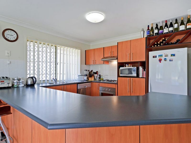 16 Cranberrie Crescent, Pimpama QLD 4209