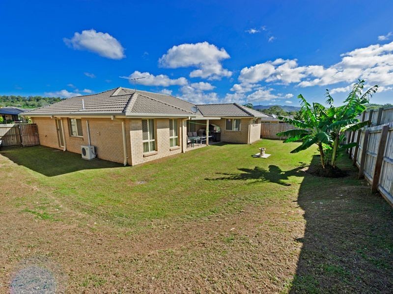 16 Cranberrie Crescent, Pimpama QLD 4209