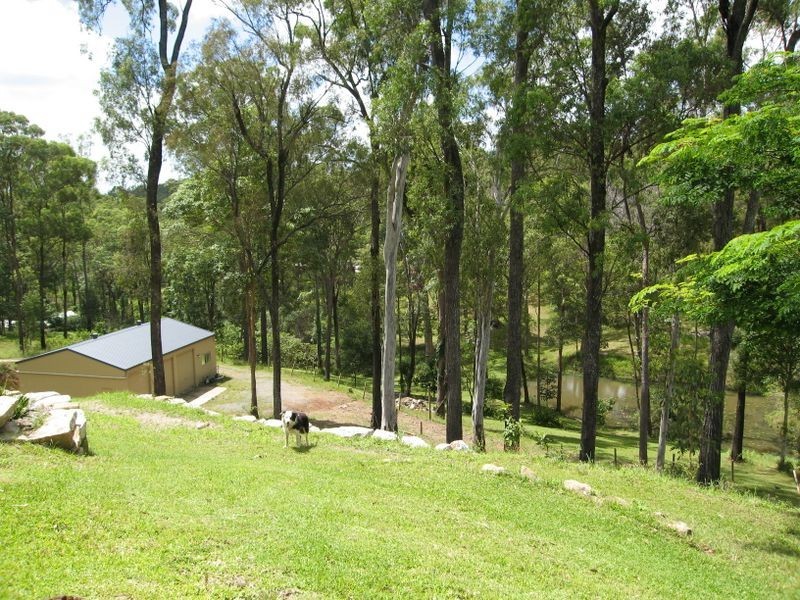 33 Shane Road, Willow Vale QLD 4209