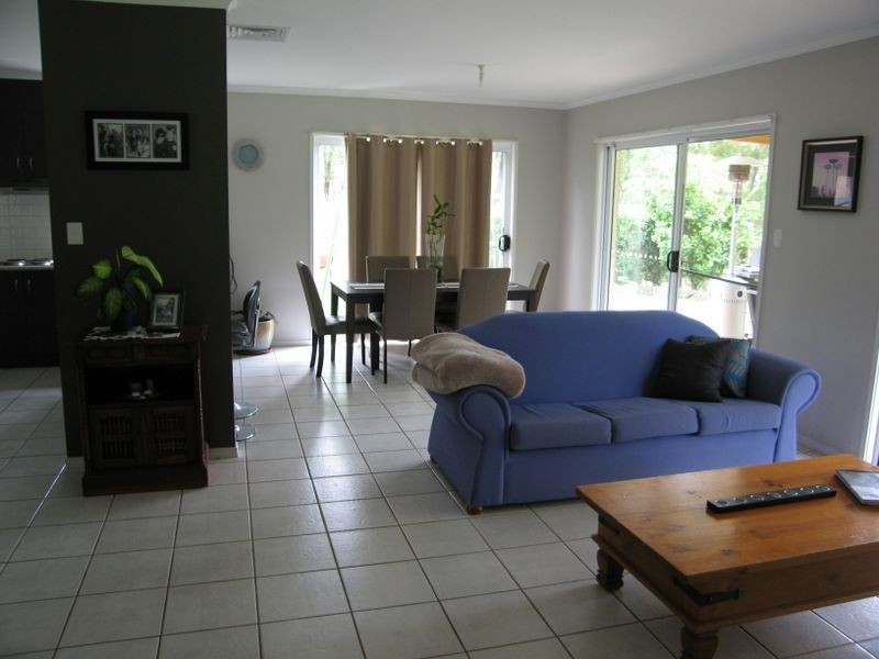 33 Shane Road, Willow Vale QLD 4209