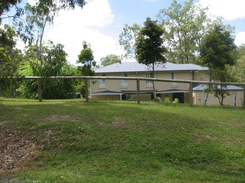 33 Shane Road, Willow Vale QLD 4209