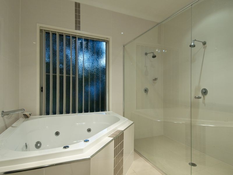 6 Katinka Circuit, Coomera Waters QLD 4209