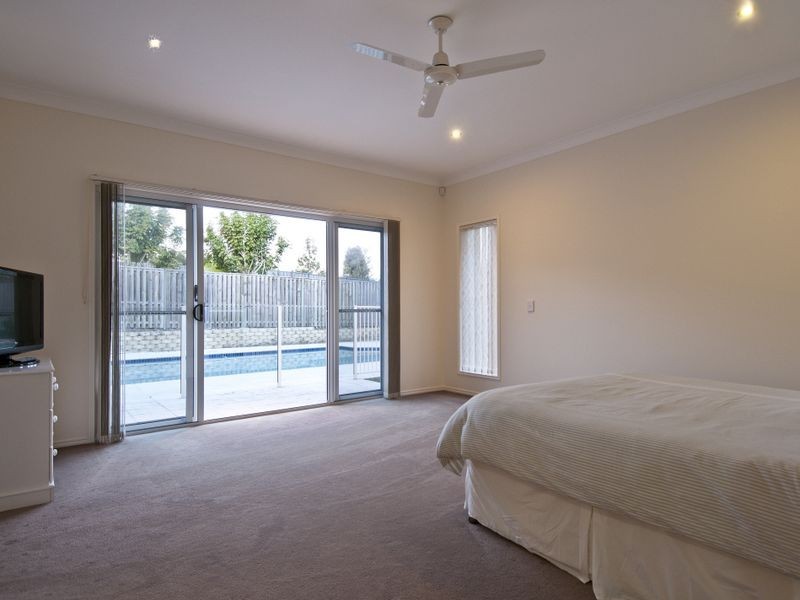 6 Katinka Circuit, Coomera Waters QLD 4209