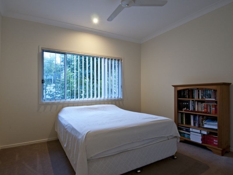 6 Katinka Circuit, Coomera Waters QLD 4209