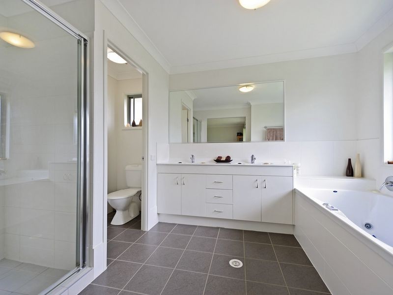 4 Daintree Drive, Coomera QLD 4209