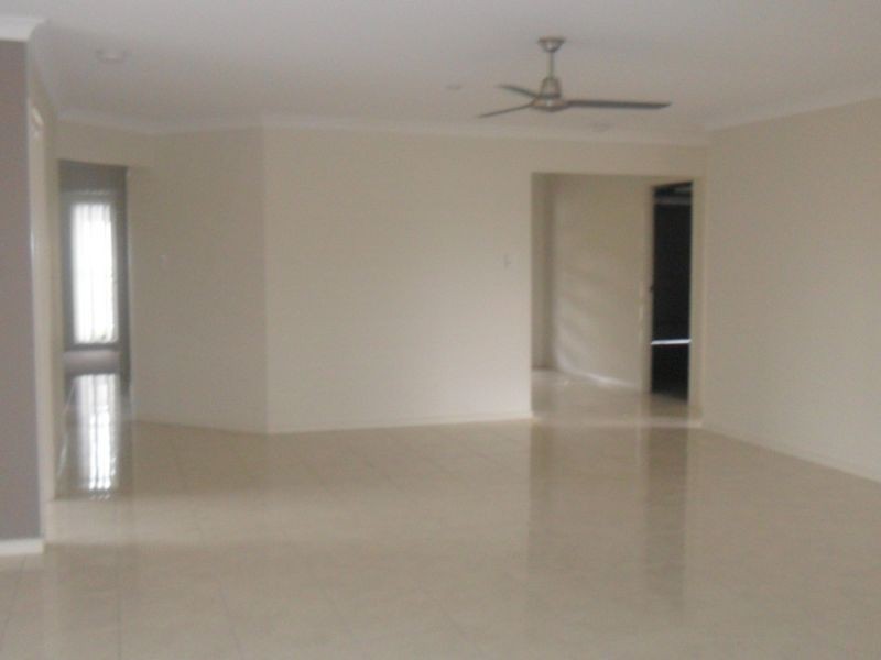 6 Tribulation Crescent, Coomera QLD 4209