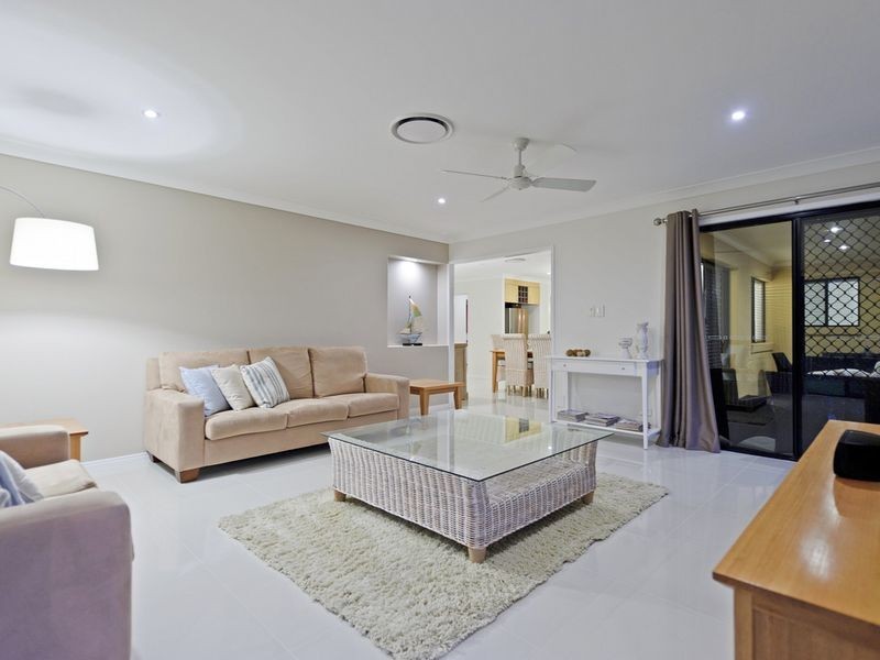 13 Rainbow Circuit, Coomera Waters QLD 4209