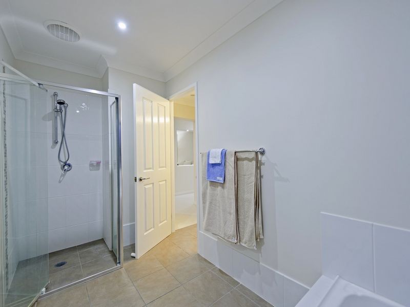 13 Rainbow Circuit, Coomera Waters QLD 4209