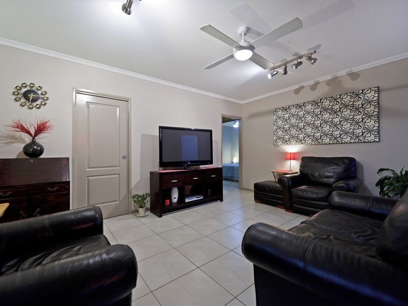 5 Berrimilla Lane, Coomera Waters QLD 4209
