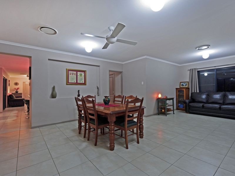 5 Berrimilla Lane, Coomera Waters QLD 4209