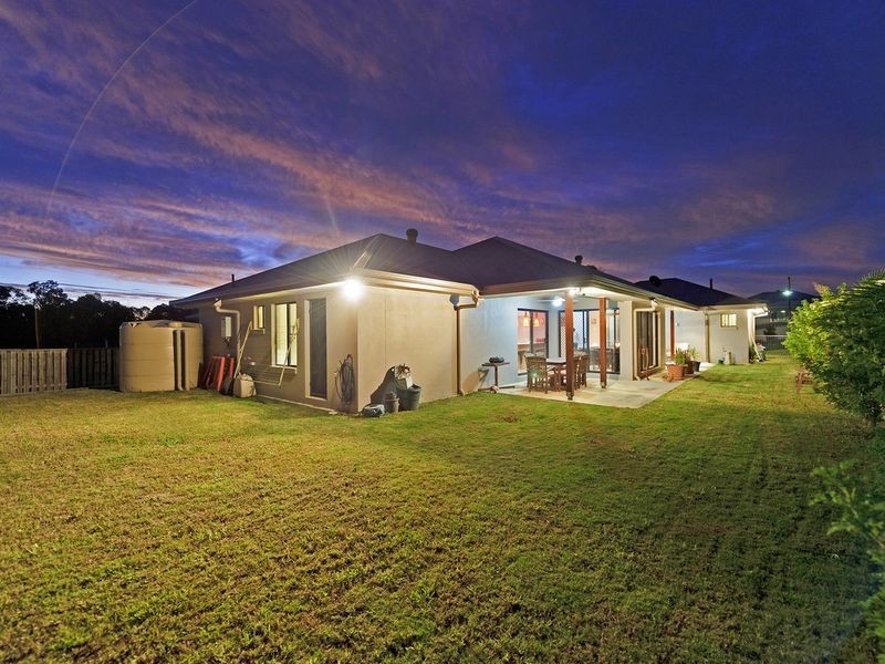 5 Berrimilla Lane, Coomera Waters QLD 4209