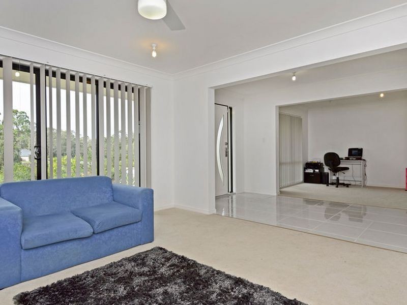 4 Greenview Drive, Upper Coomera QLD 4209