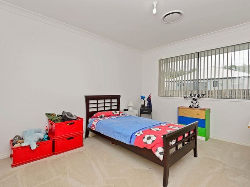 4 Greenview Drive, Upper Coomera QLD 4209