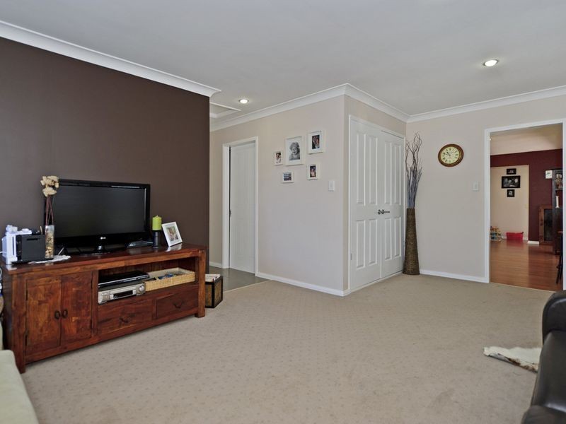 14 Riverbrooke Drive, Upper Coomera QLD 4209