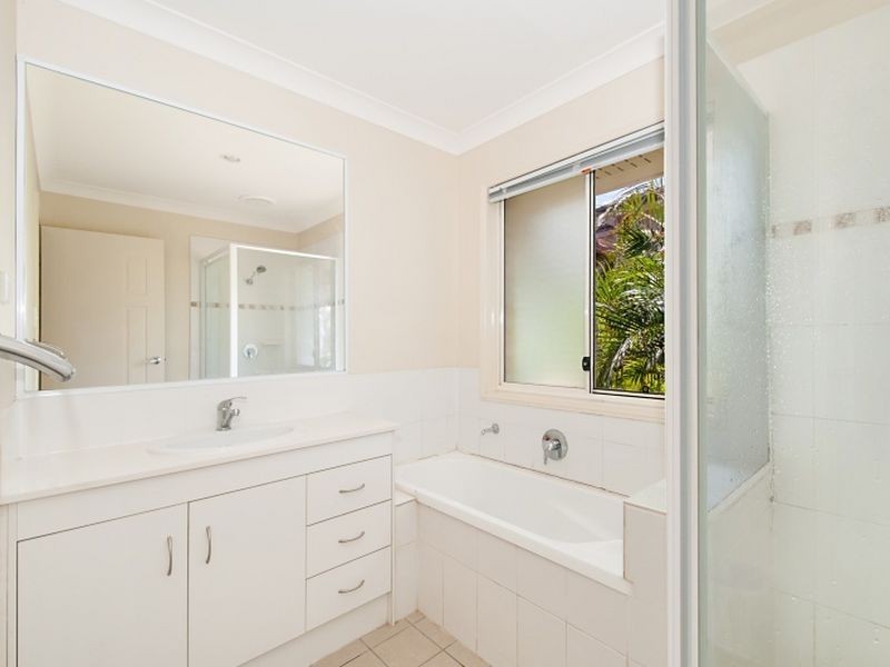 16 Bodacious Terrace, Pimpama QLD 4209