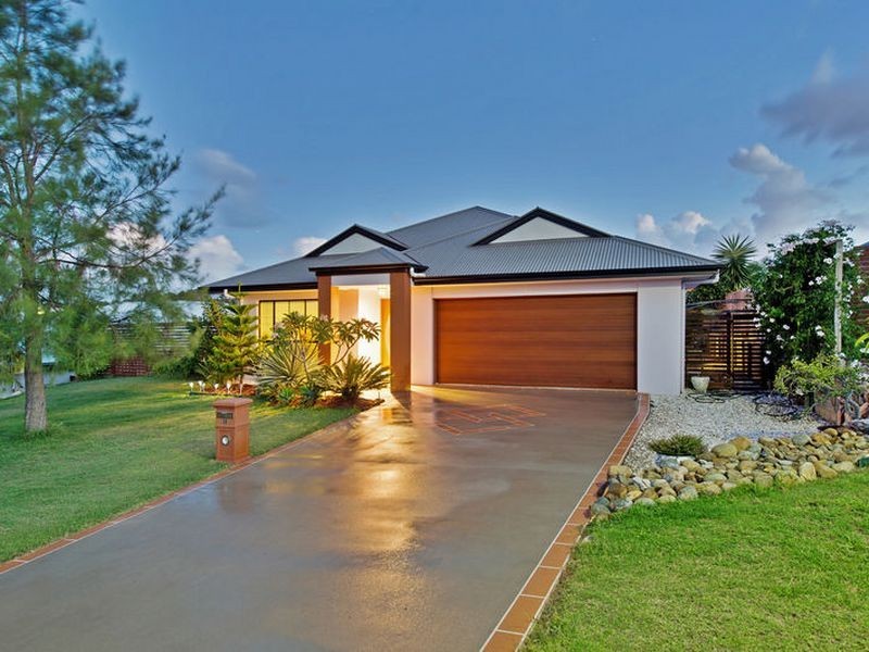 8 Infinity Court, Coomera Waters QLD 4209