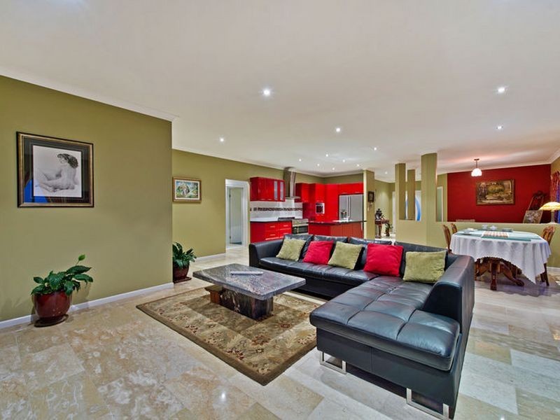 8 Infinity Court, Coomera Waters QLD 4209