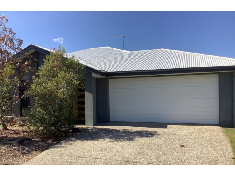 27 Cypress Circuit, Coomera QLD 4209