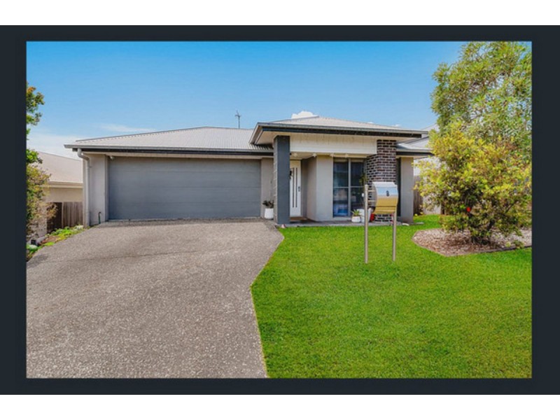 8 Arrowsmith Crescent, Ormeau Hills QLD 4208